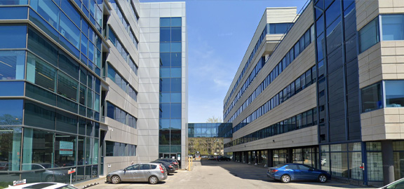 7077 7101 parc avenue